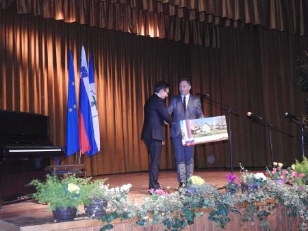 Prireditev namenjena mednarodnemu dnevu maternega jezika in drugi obisk predsednika RS v Občini Razkrižje 37